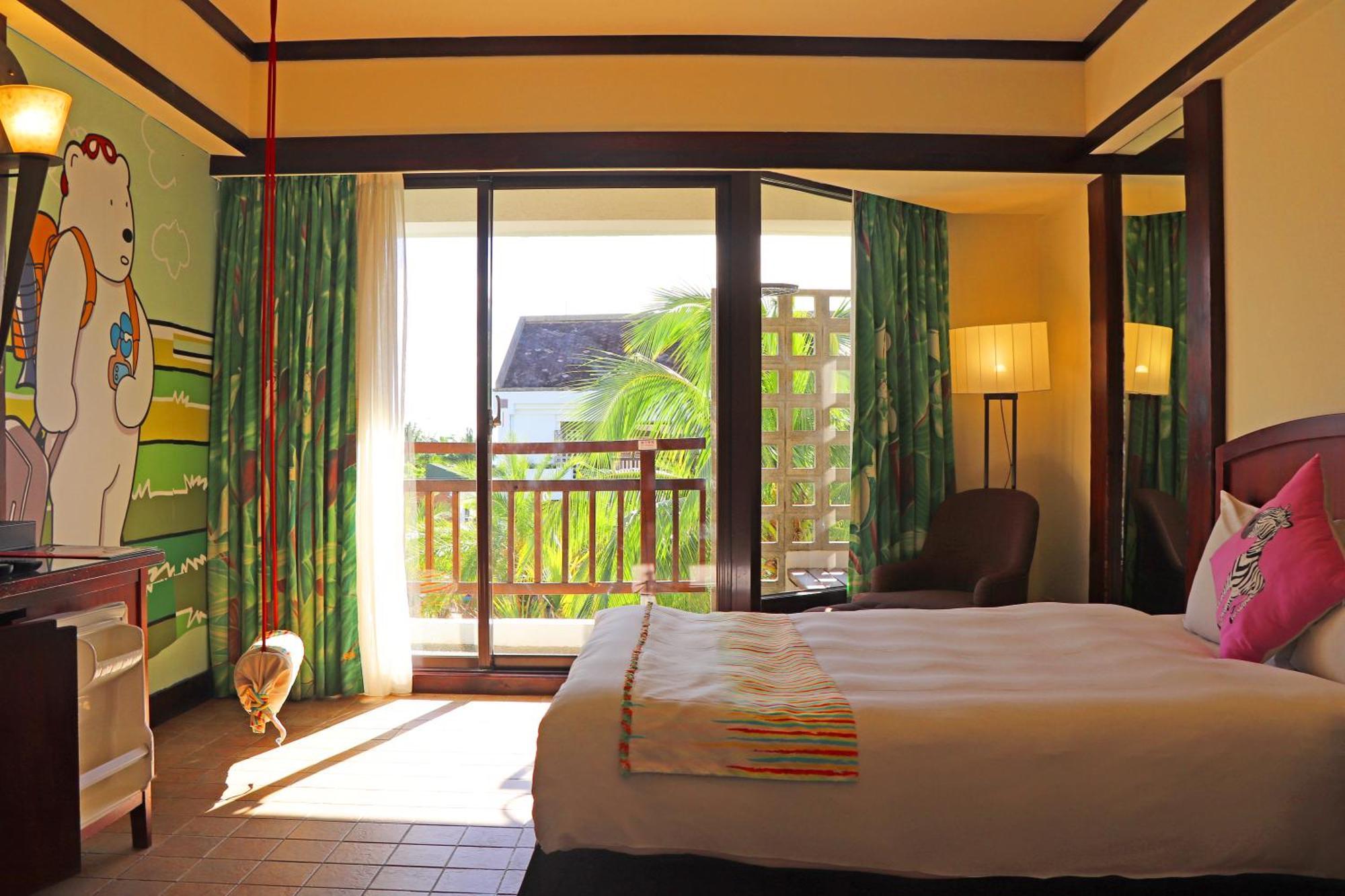 Yoho Beach Resort Kenting Hengchun Exterior photo A room at the resort